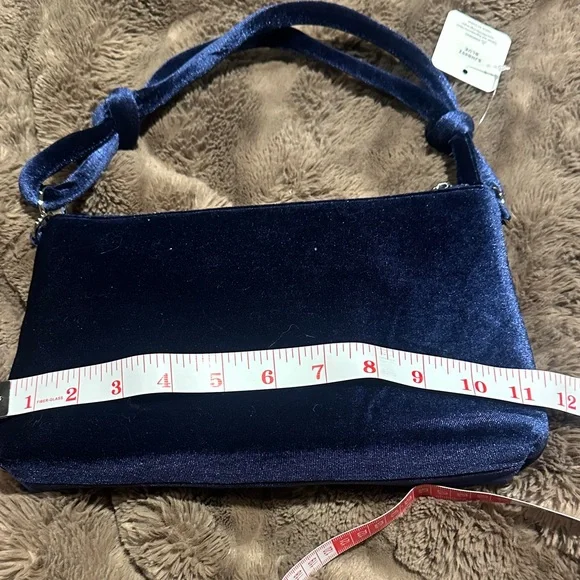 Sasha Navy Velvet Clutch - Picture 7 of 8